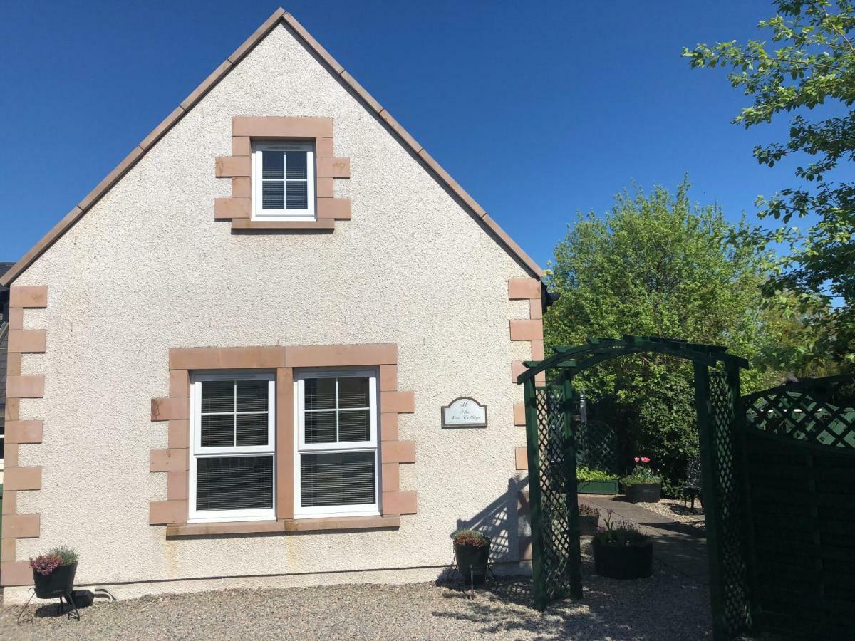 New Cottage 3 Bedroom Free Parking 因弗内斯 外观 照片